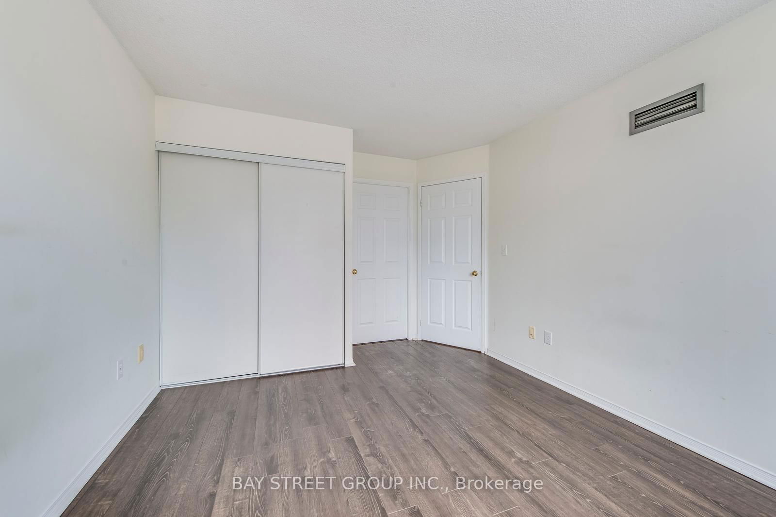 1 Pemberton Ave, unit 1008 for rent - image #20