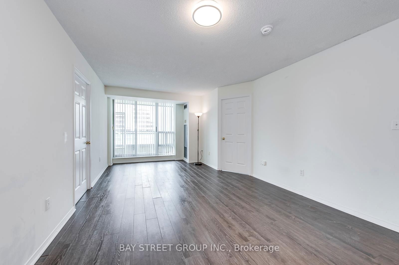 1 Pemberton Ave, unit 1008 for rent - image #8