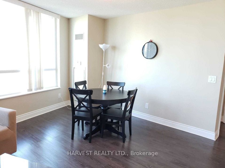 25 Greenview Ave, unit 1020 for rent - image #8