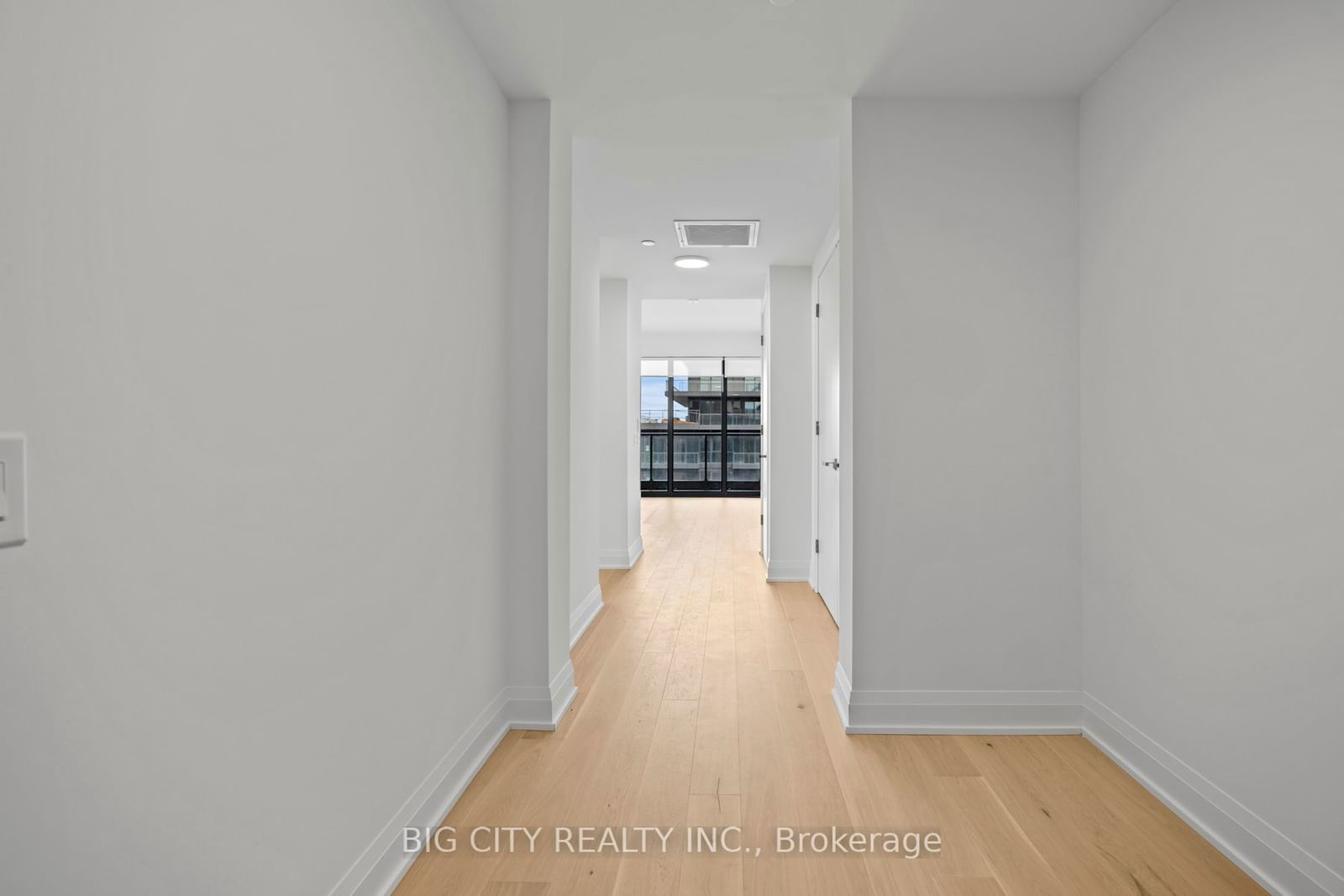 33 Frederick Todd Way, unit 1107 for rent - image #9