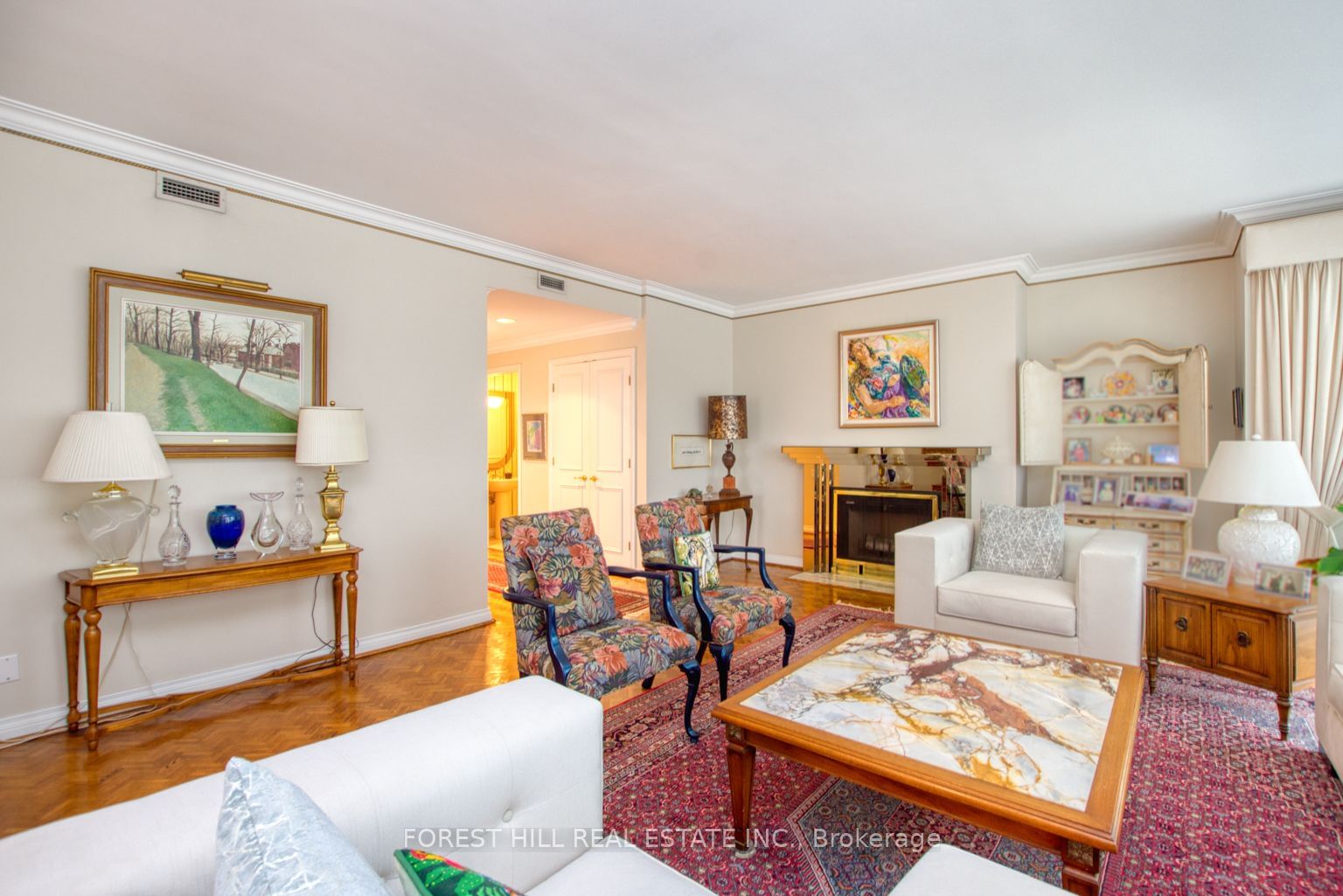 342 Spadina Rd, unit 201 for sale