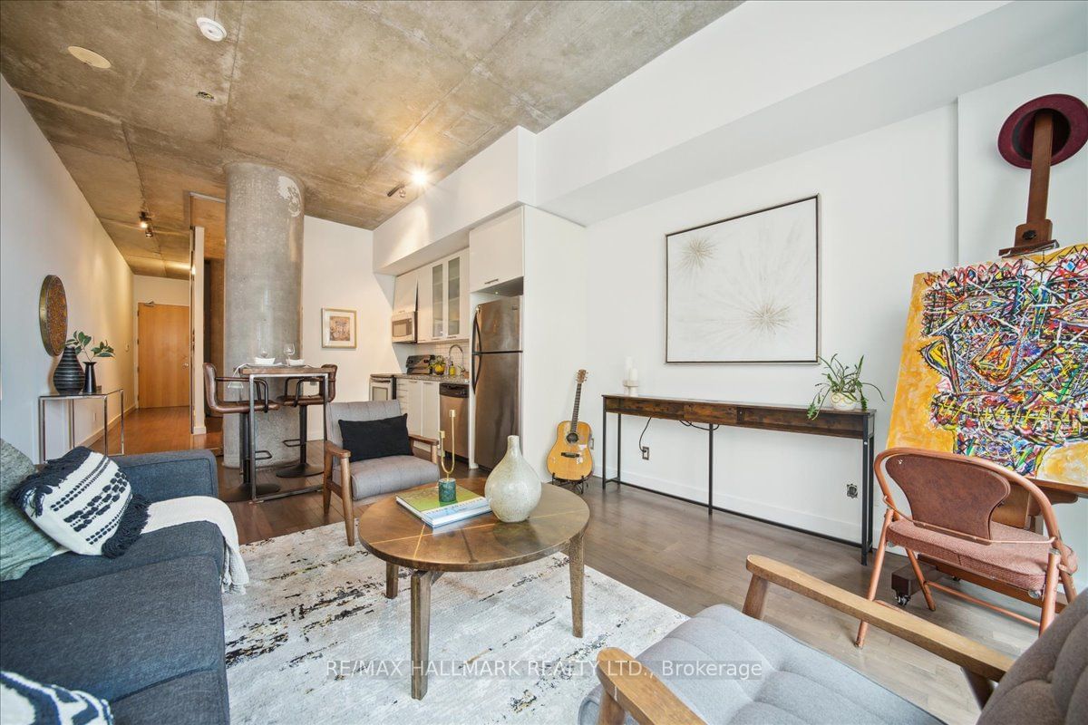 33 Mill St, unit 308 for sale - image #2