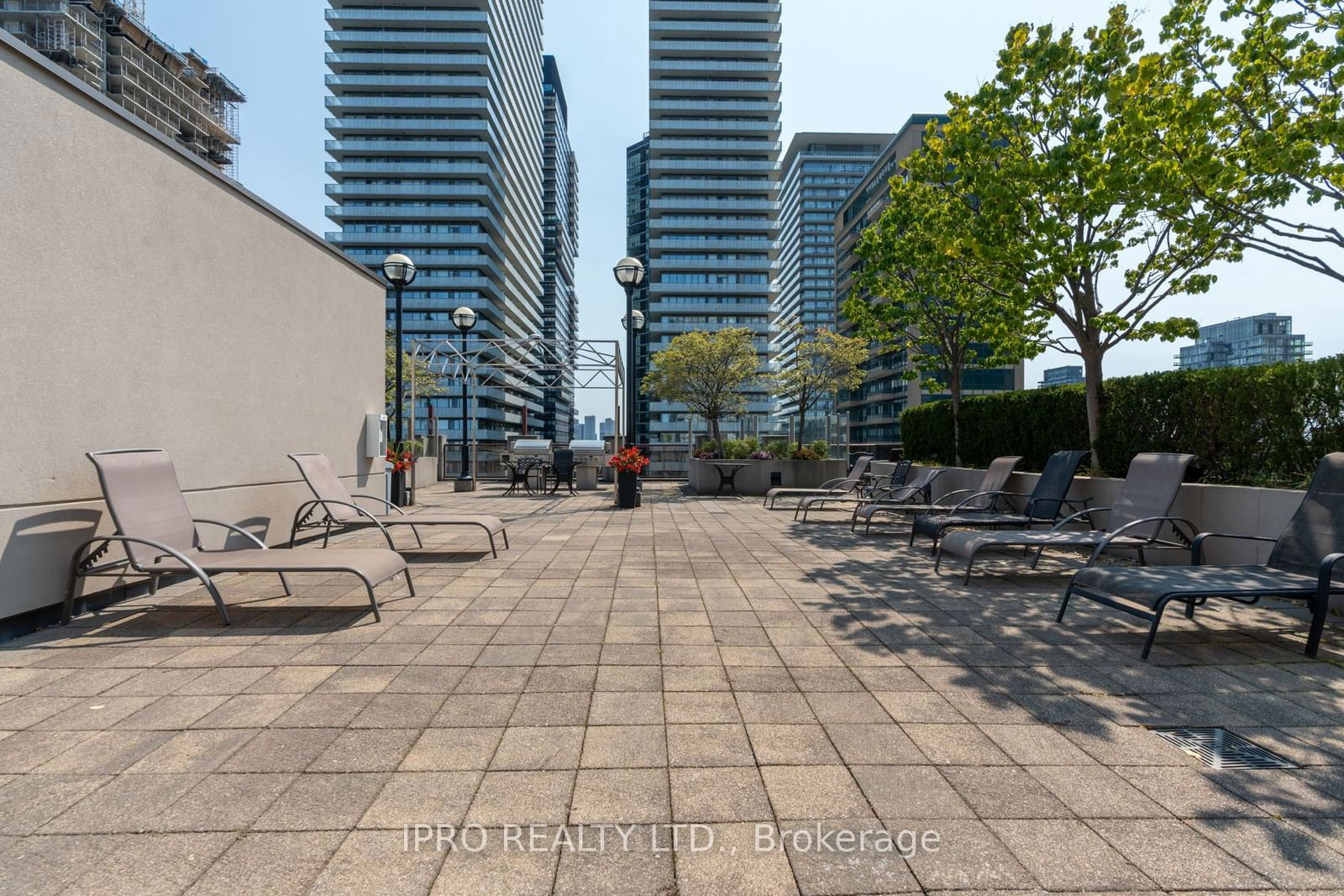 85 Bloor St E, unit 604 for sale - image #30