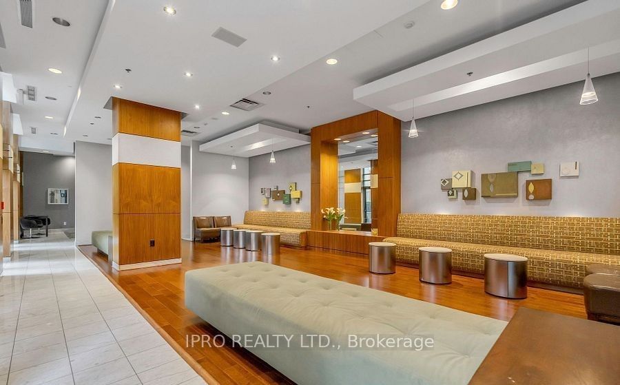 85 Bloor St E, unit 604 for sale - image #36