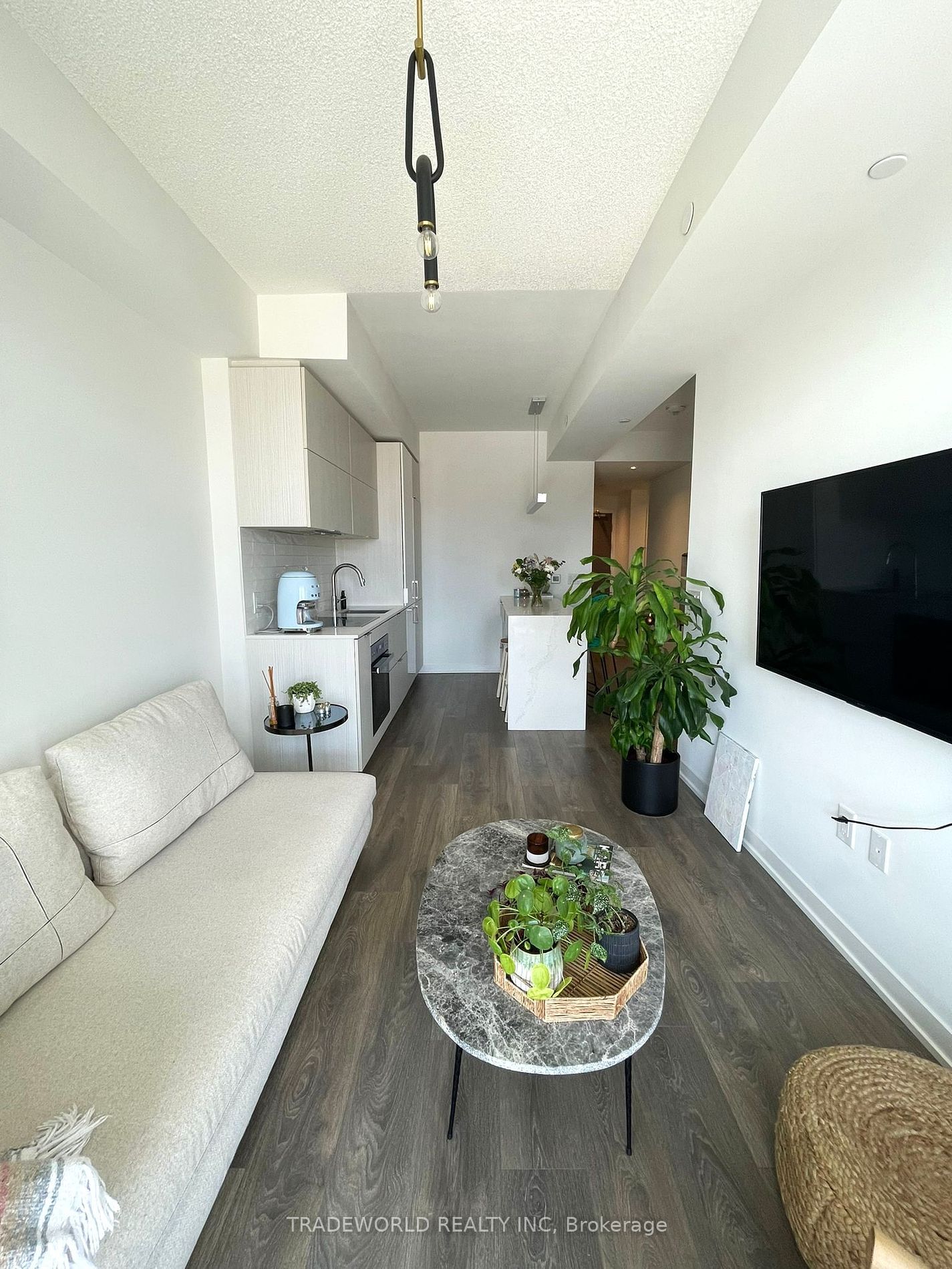 20 Richardson St, unit 703 for rent - image #3