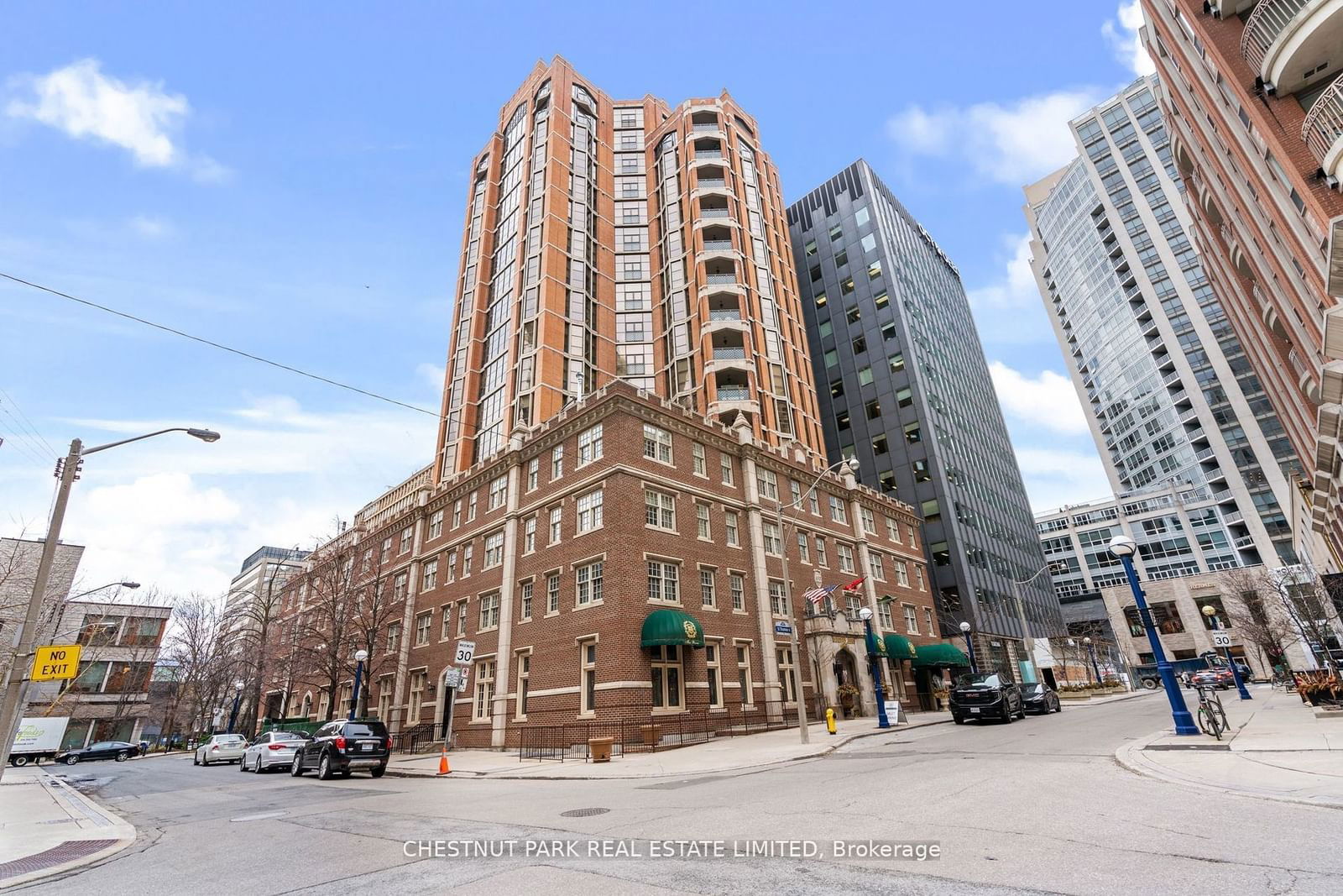 22 St Thomas St, unit 11A for sale - image #1