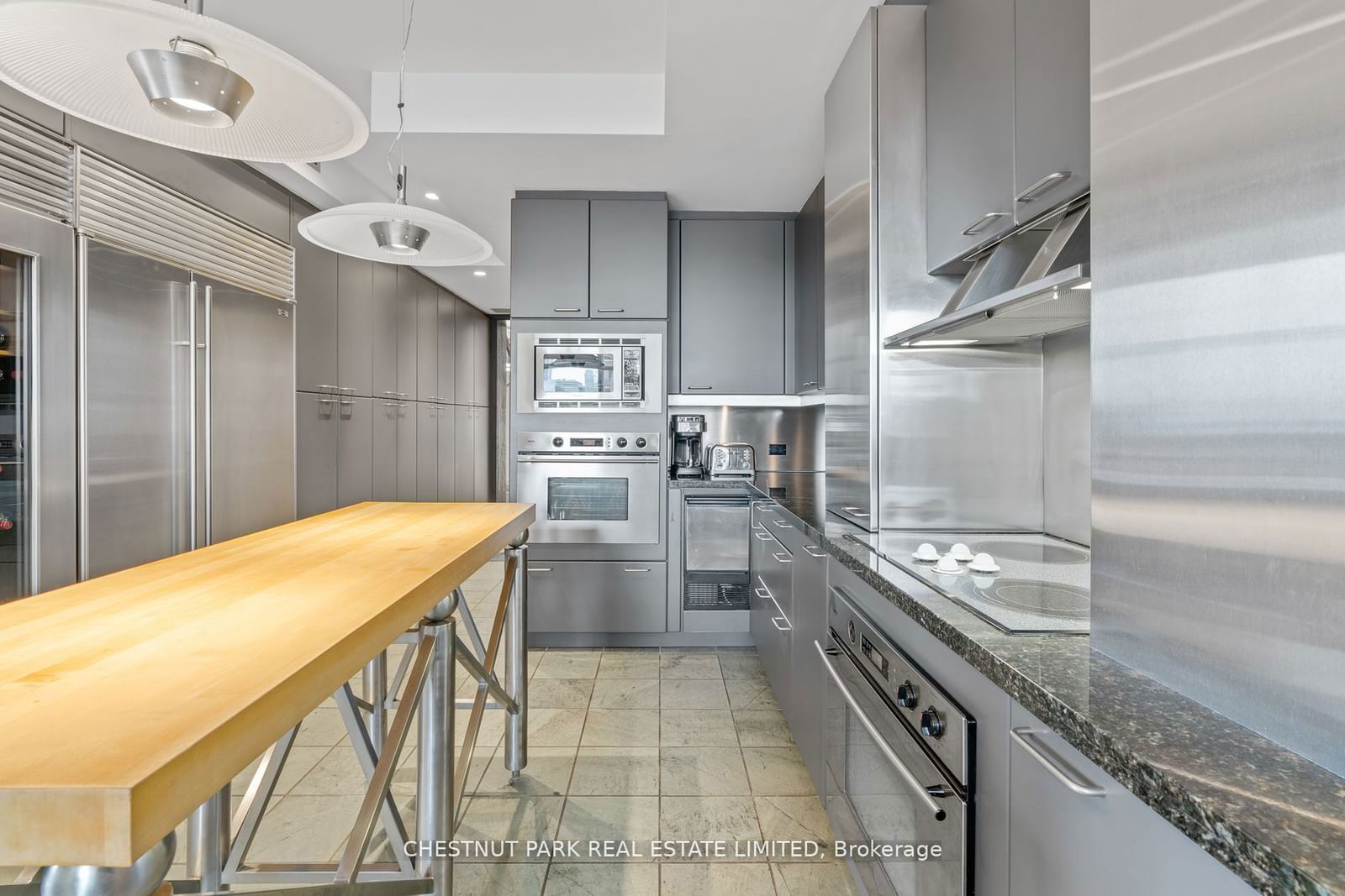 22 St Thomas St, unit 11A for sale - image #10