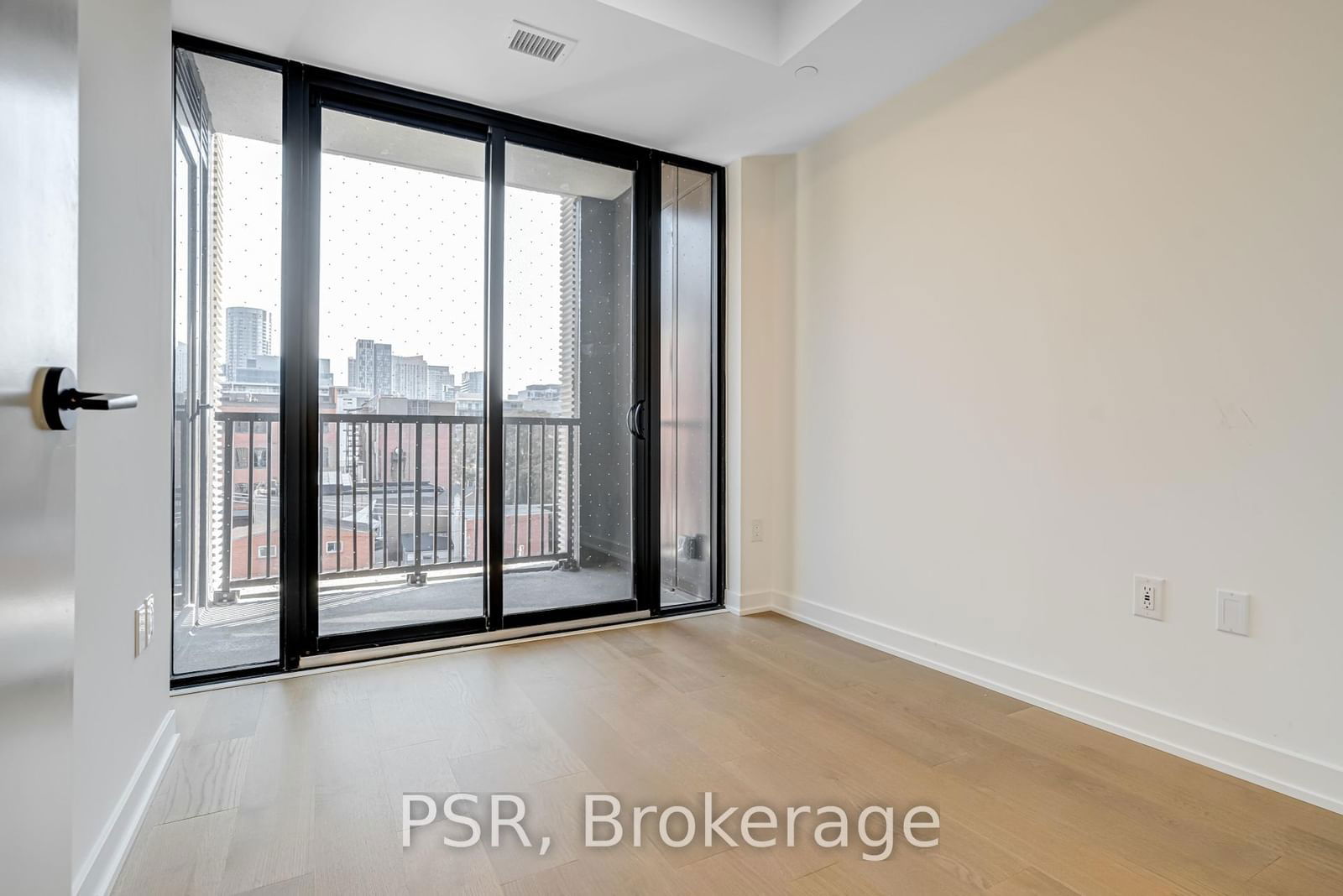 123 Portland St, unit 408 for rent - image #23