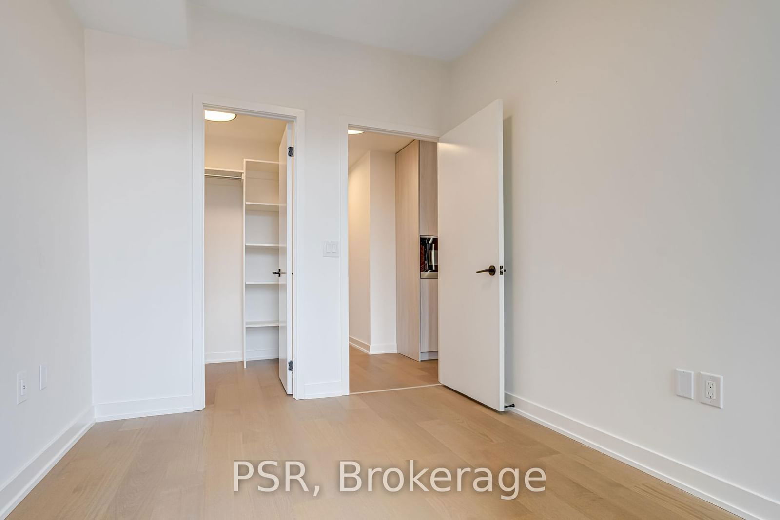 123 Portland St, unit 408 for rent - image #24