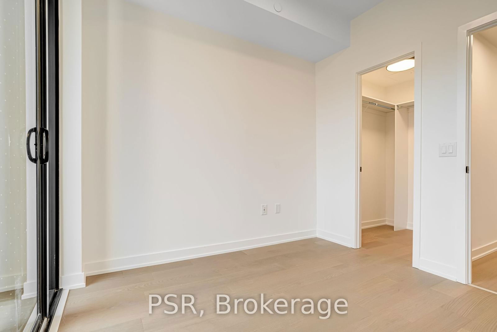 123 Portland St, unit 408 for rent - image #25