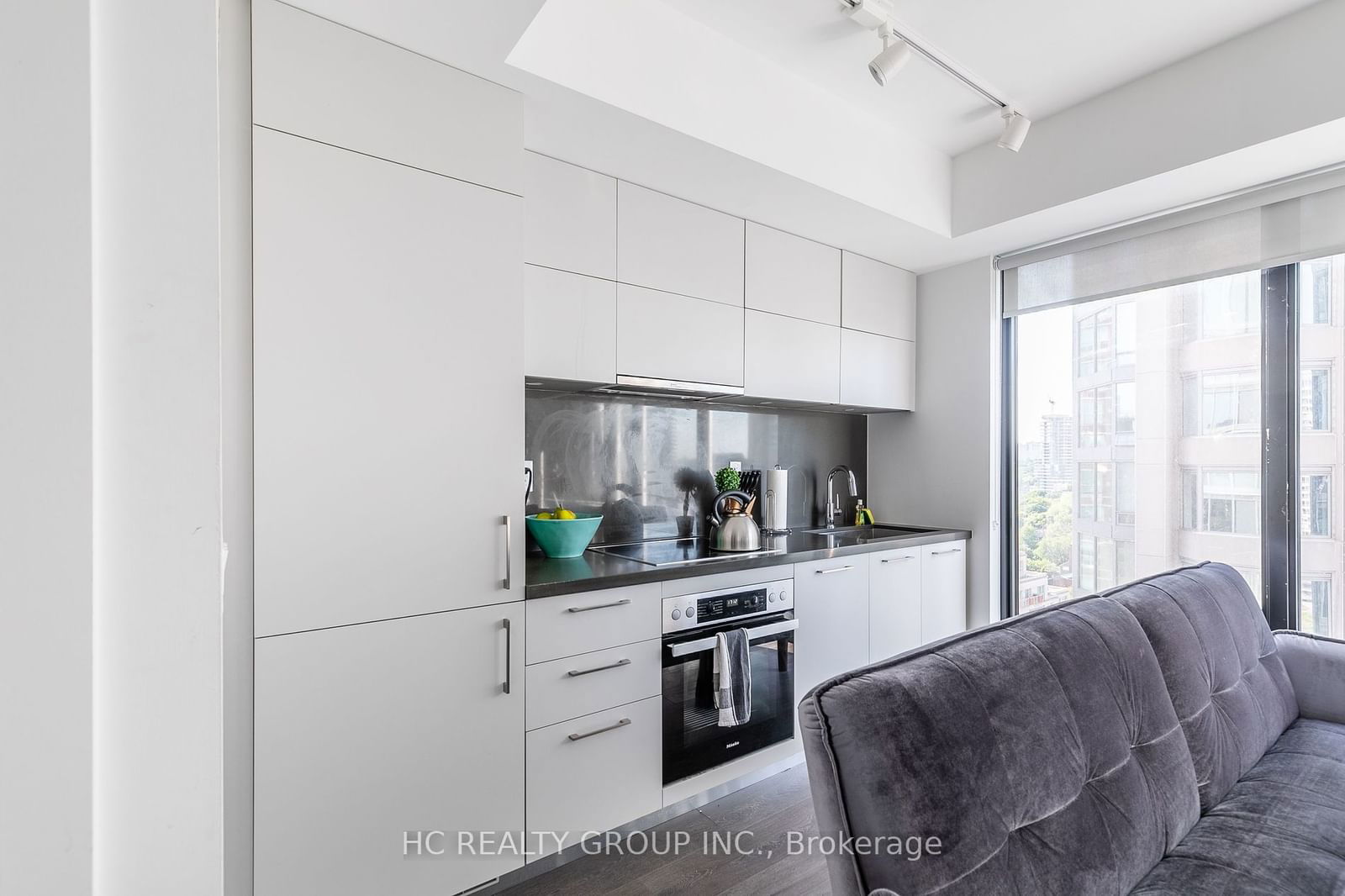 188 Cumberland St, unit 1713 for sale