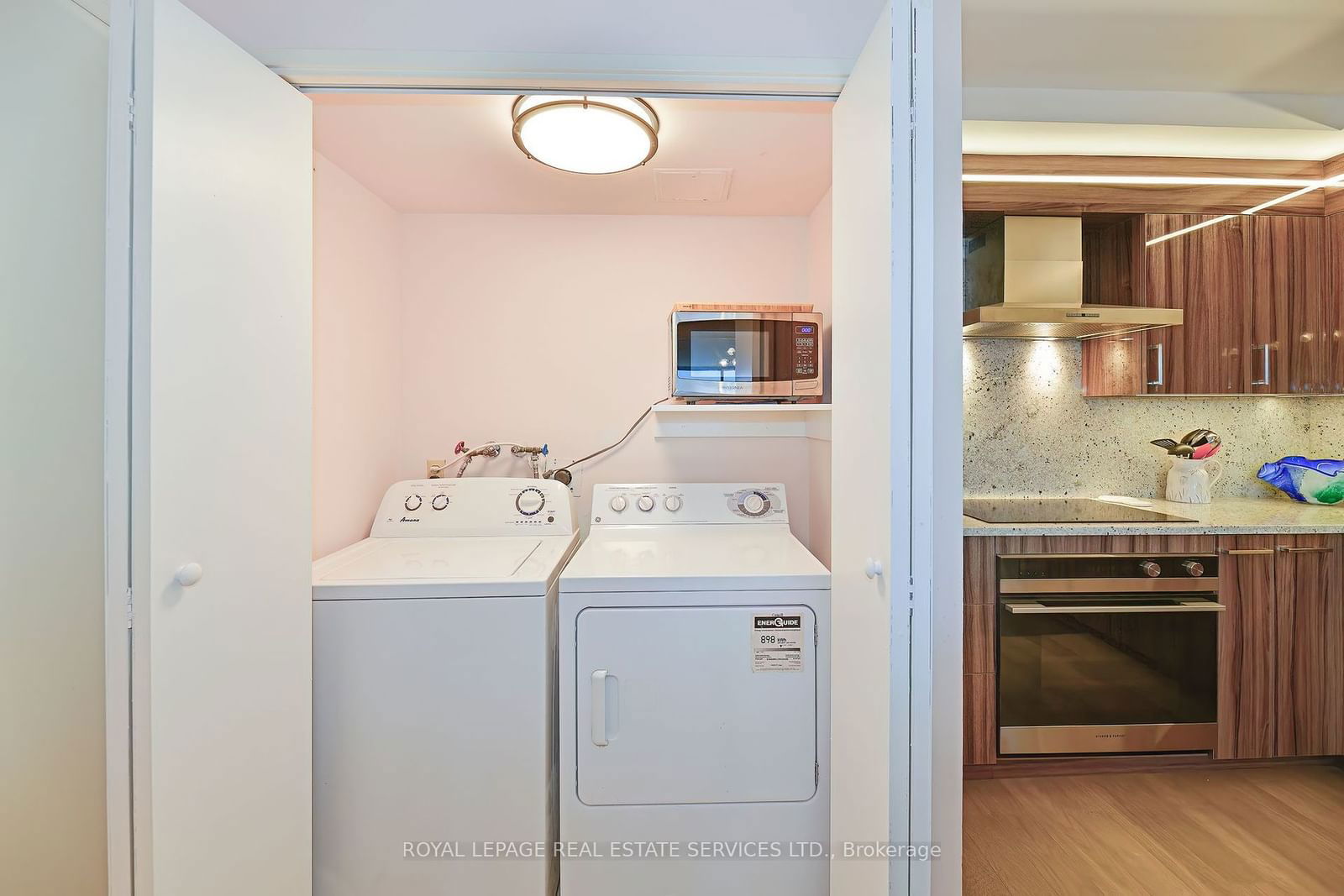 110 Bloor St W, unit 1703 for sale - image #12