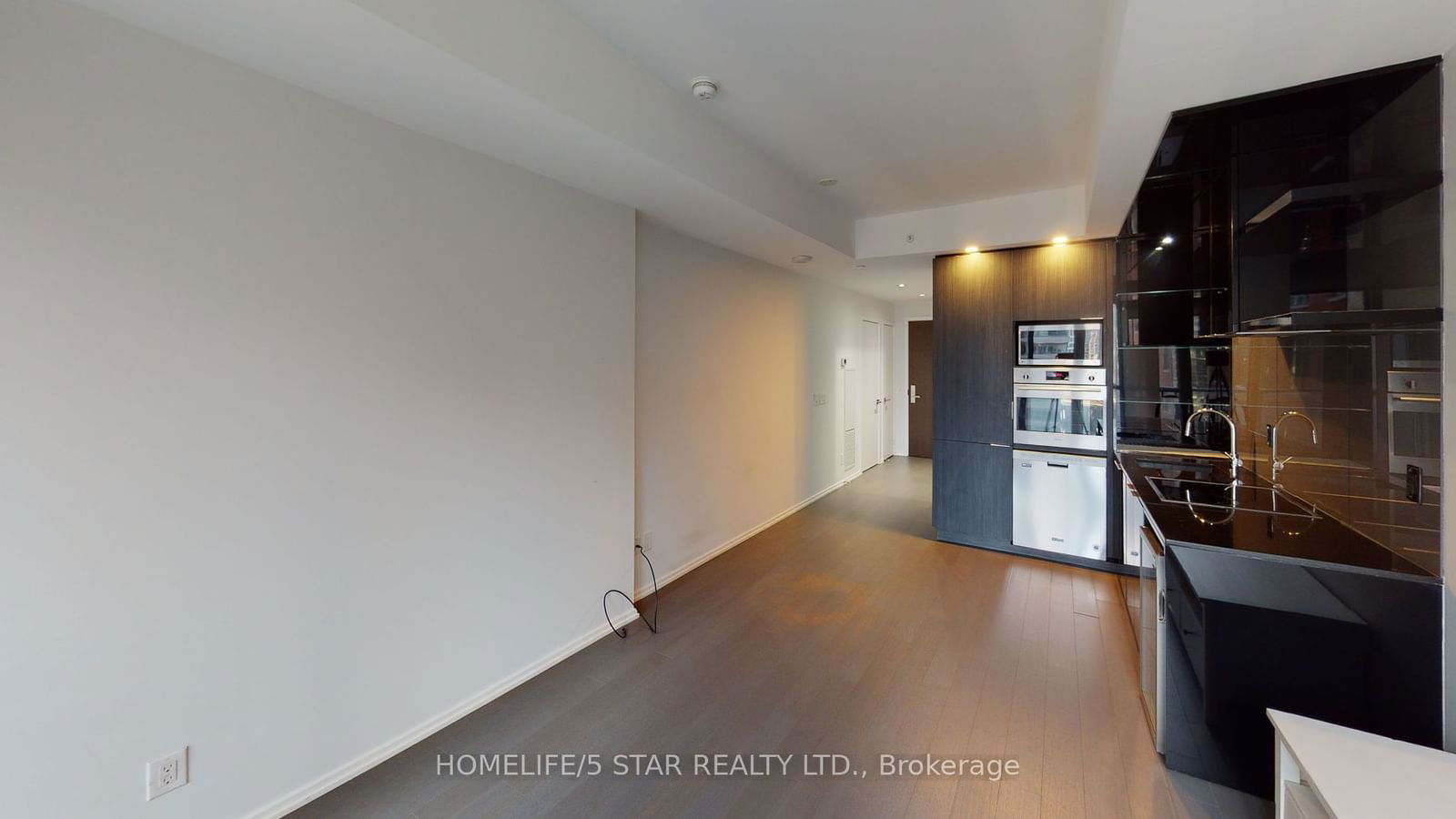 70 Temperance St, unit 614 for rent - image #5