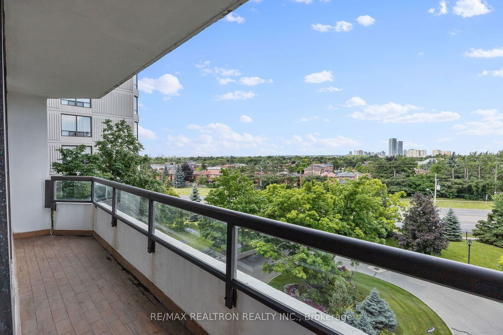 1131 Steeles Ave W, unit 603 for rent