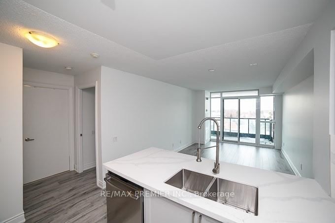 525 Wilson Ave, unit 707 for rent - image #10