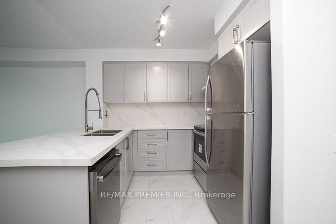 525 Wilson Ave, unit 707 for rent - image #15