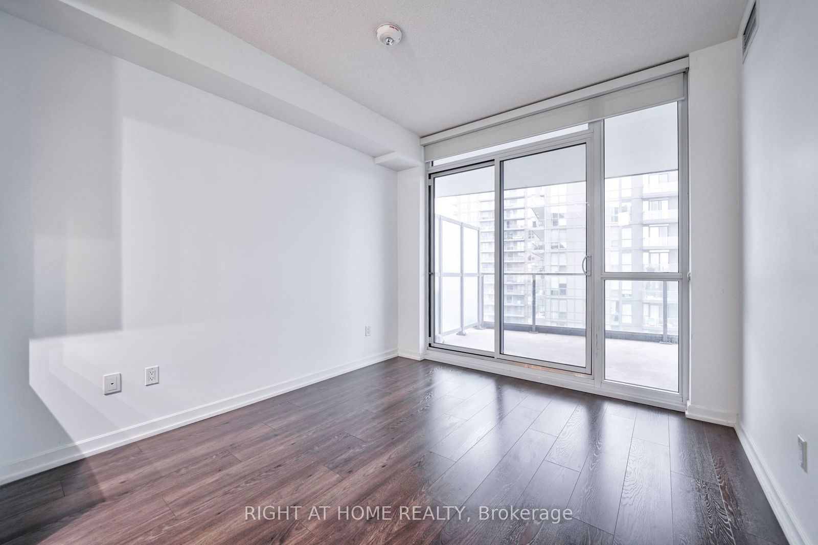 50 Forest Manor Rd S, unit 2201 for rent - image #19