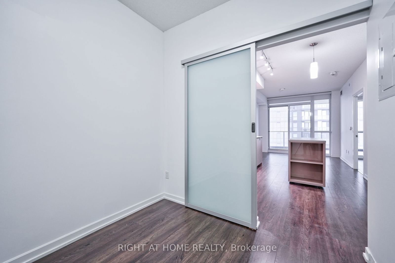 50 Forest Manor Rd S, unit 2201 for rent - image #25