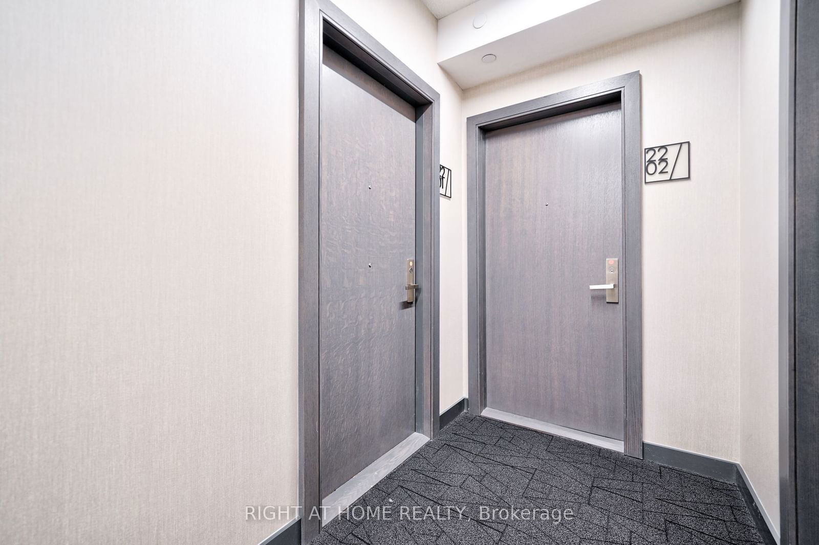 50 Forest Manor Rd S, unit 2201 for rent - image #3