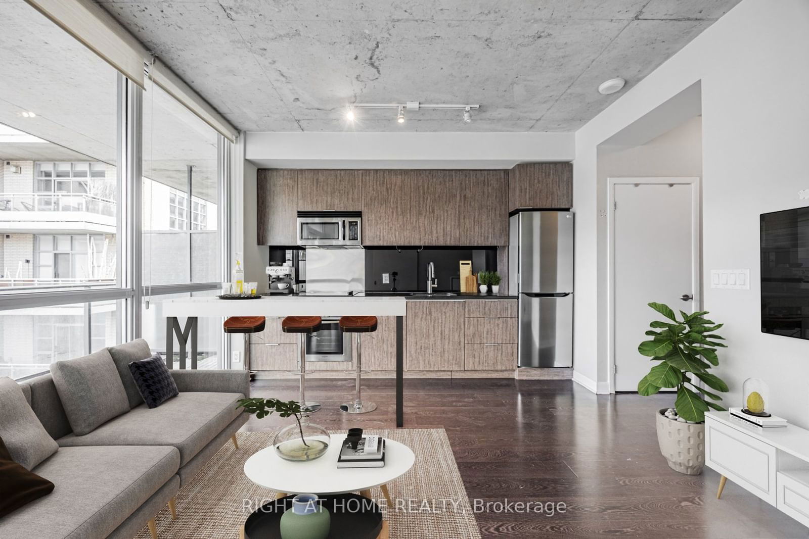 478 King St W, unit 815 for sale - image #1