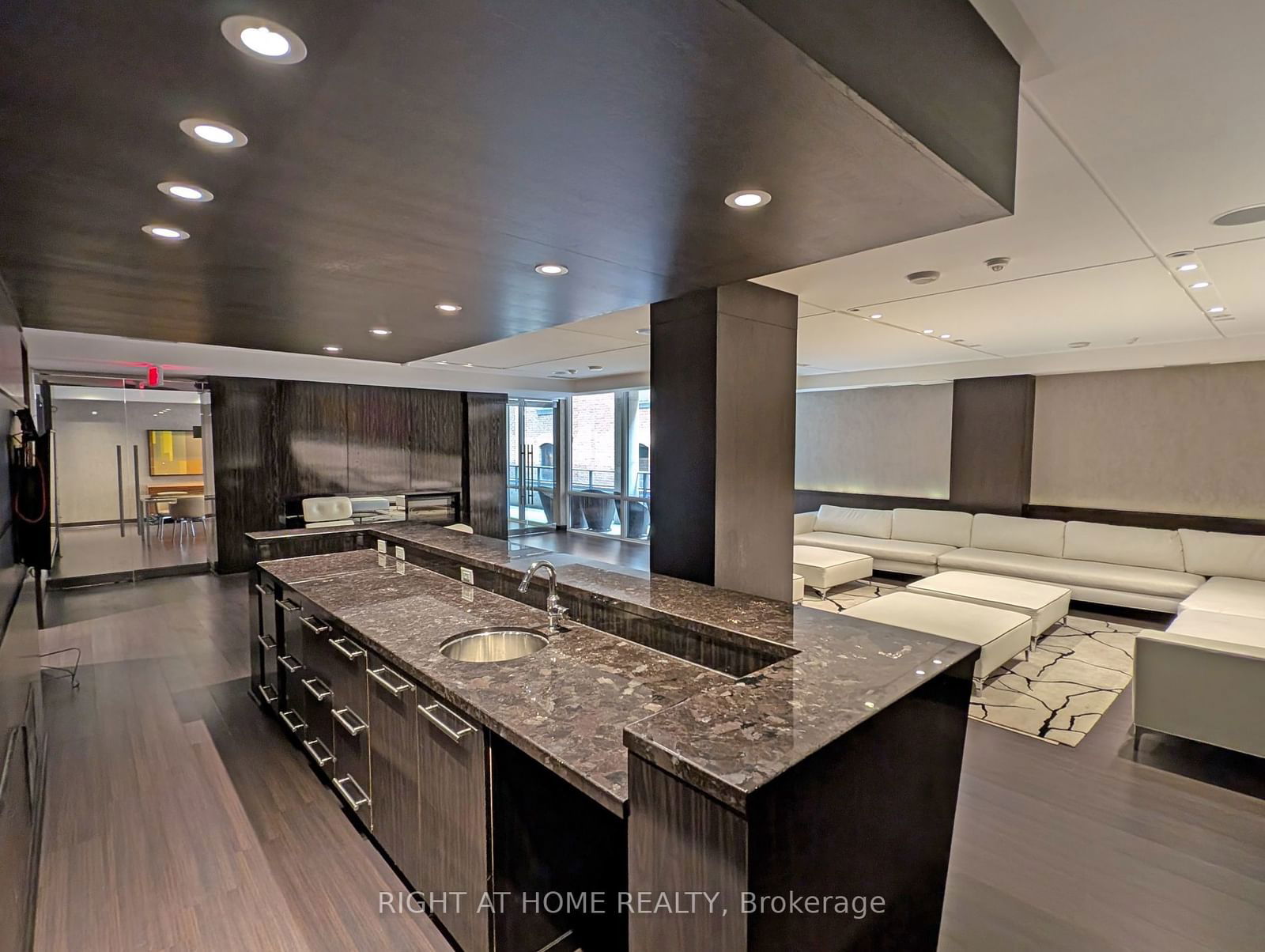 478 King St W, unit 815 for sale - image #15