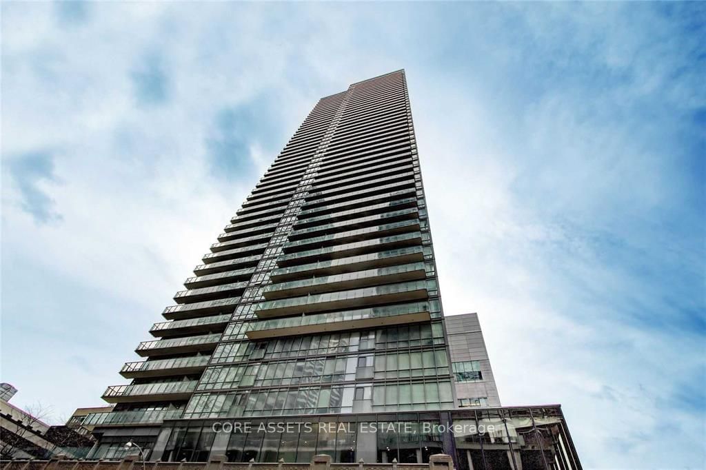 832 Bay St, unit 406 for rent - image #21