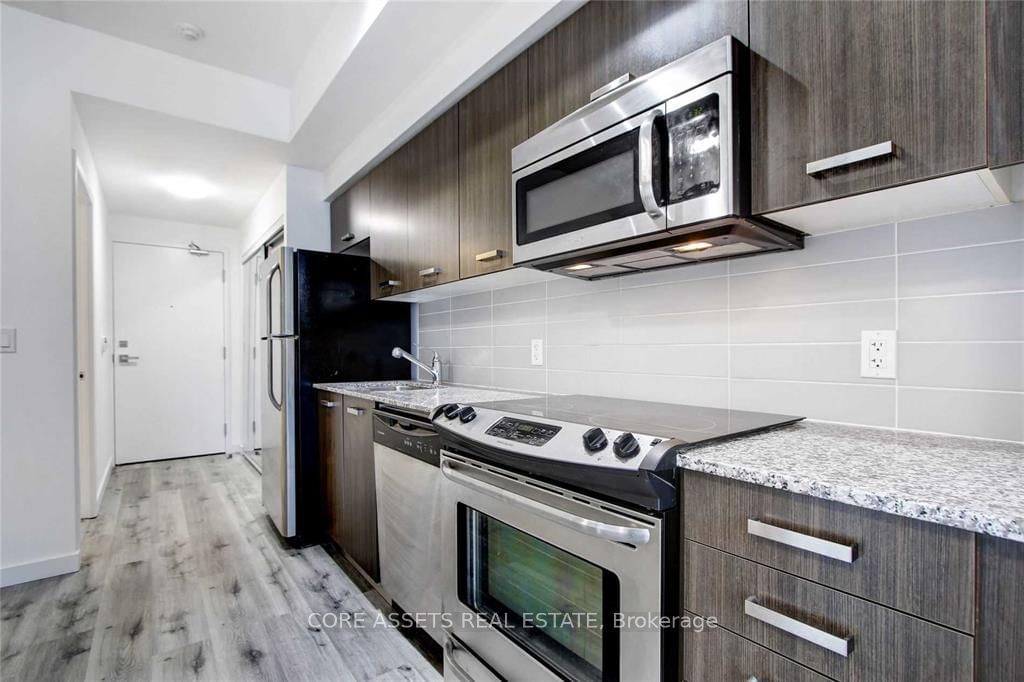 832 Bay St, unit 406 for rent - image #4