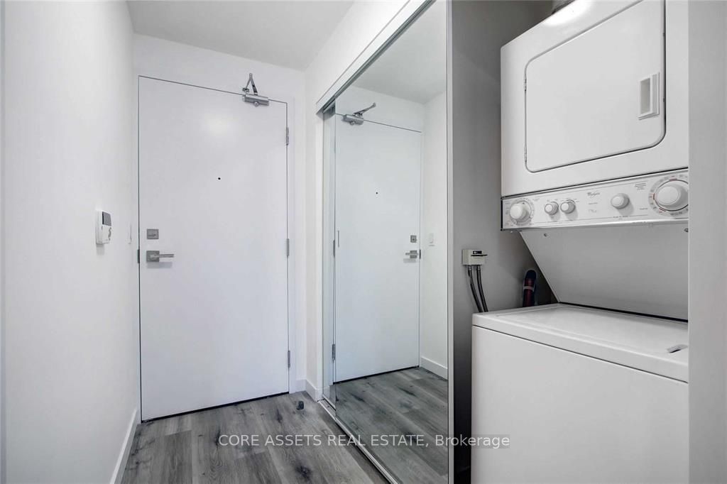 832 Bay St, unit 406 for rent - image #7