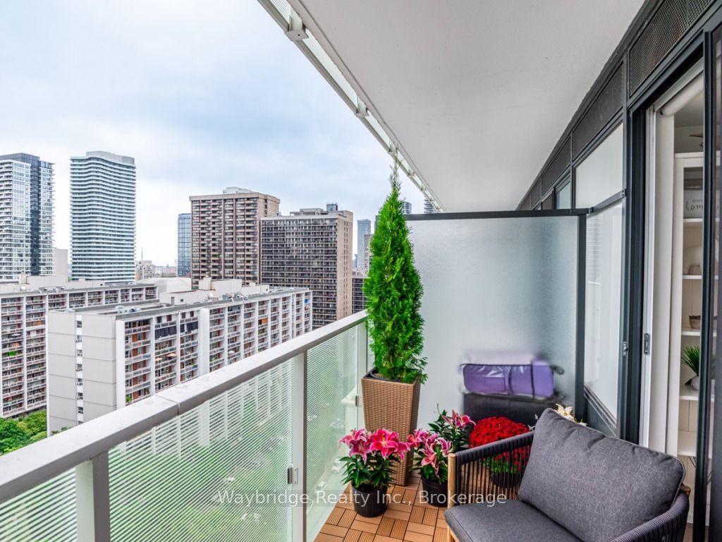 501 Yonge St, unit 1406 for sale - image #22