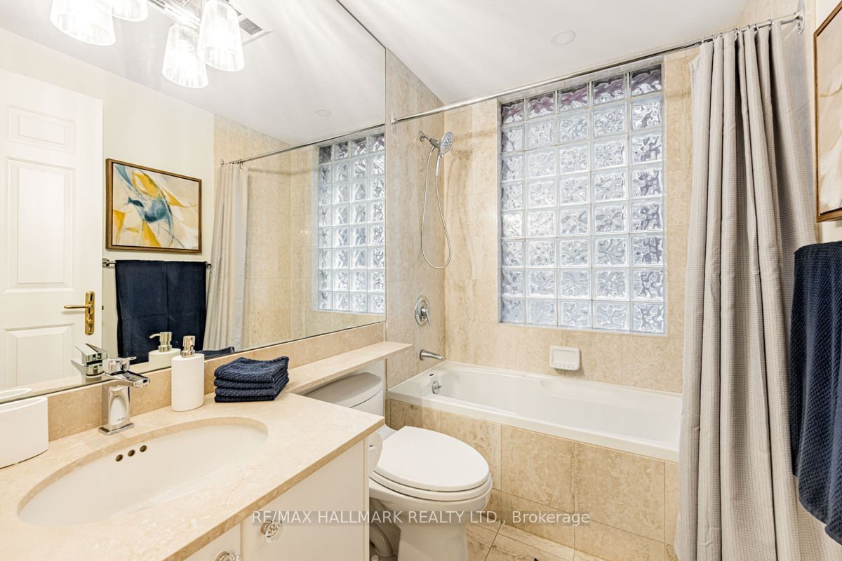 8 Sultan St, unit 301 for sale - image #27