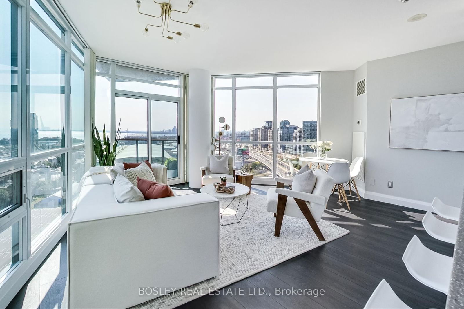 231 Fort York Blvd, unit 2403 for sale