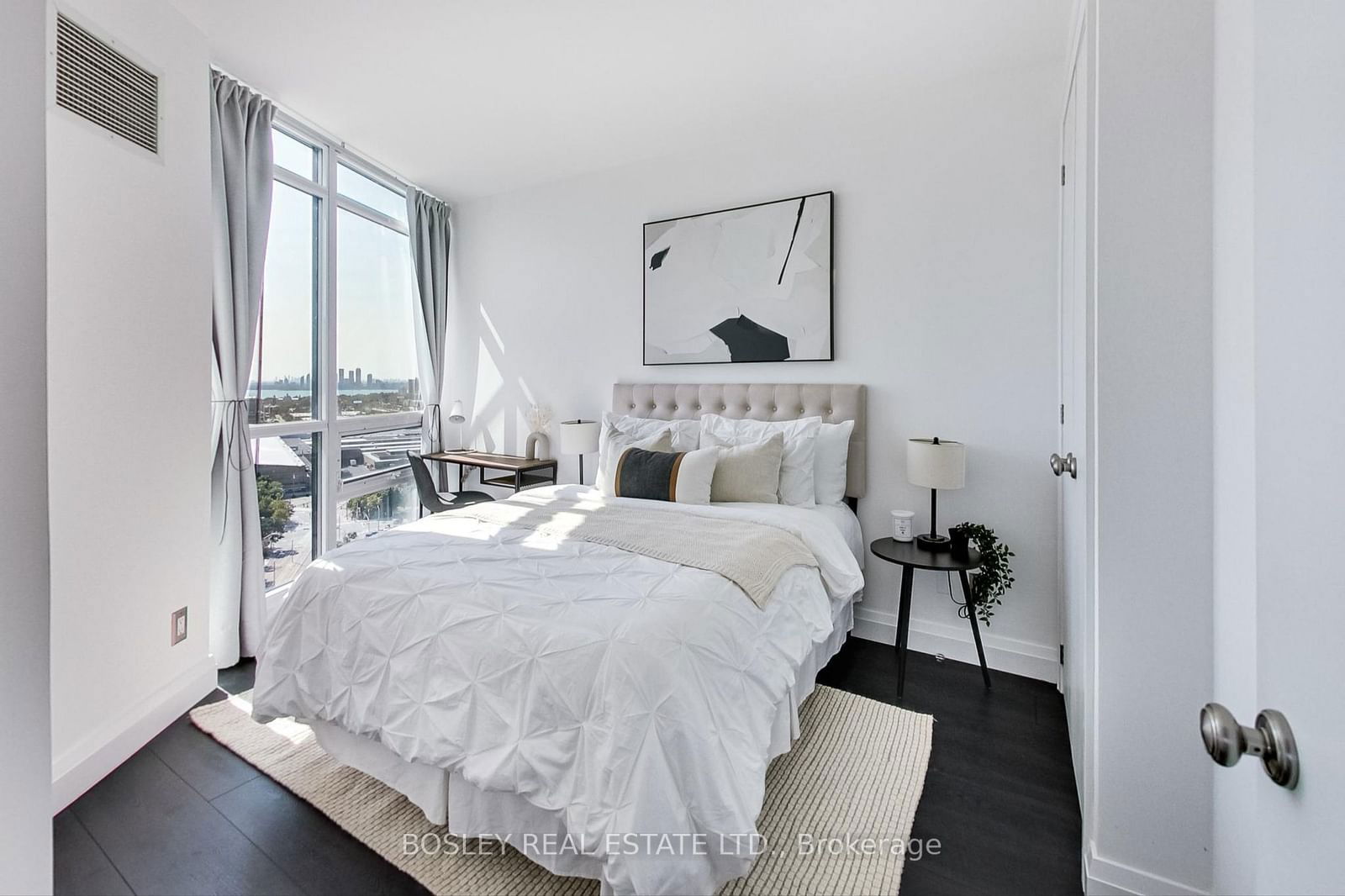 231 Fort York Blvd, unit 2403 for sale - image #21