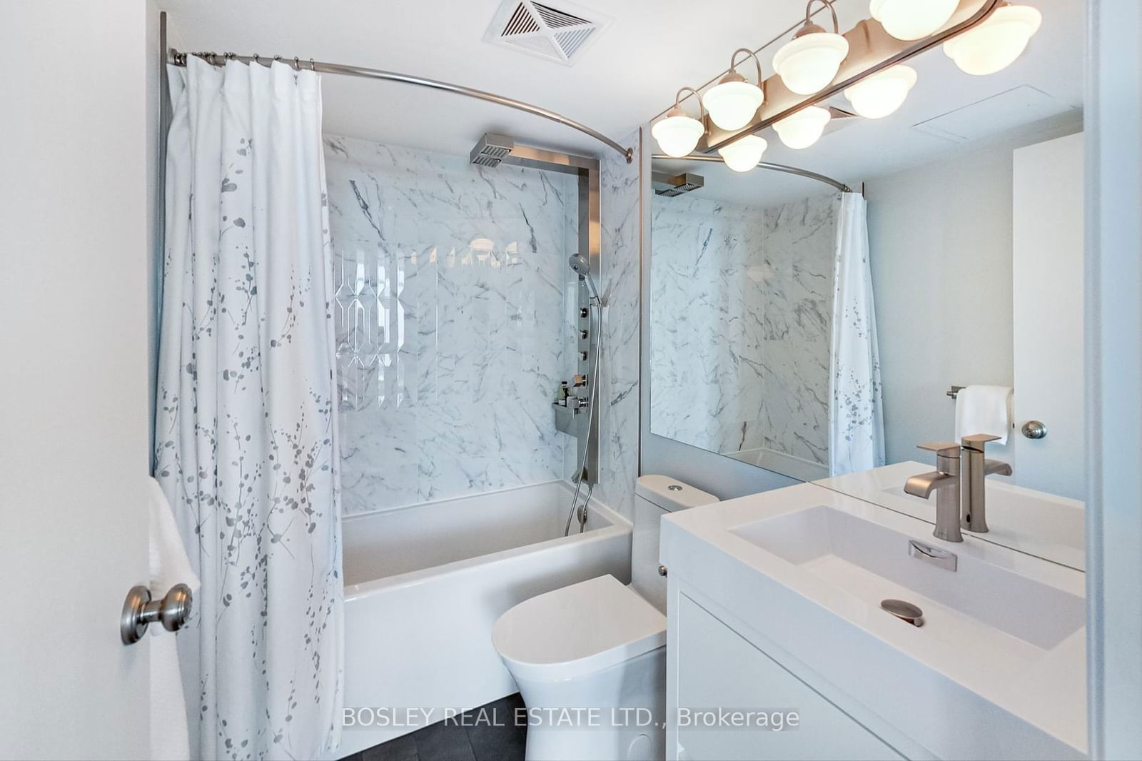 231 Fort York Blvd, unit 2403 for sale - image #25