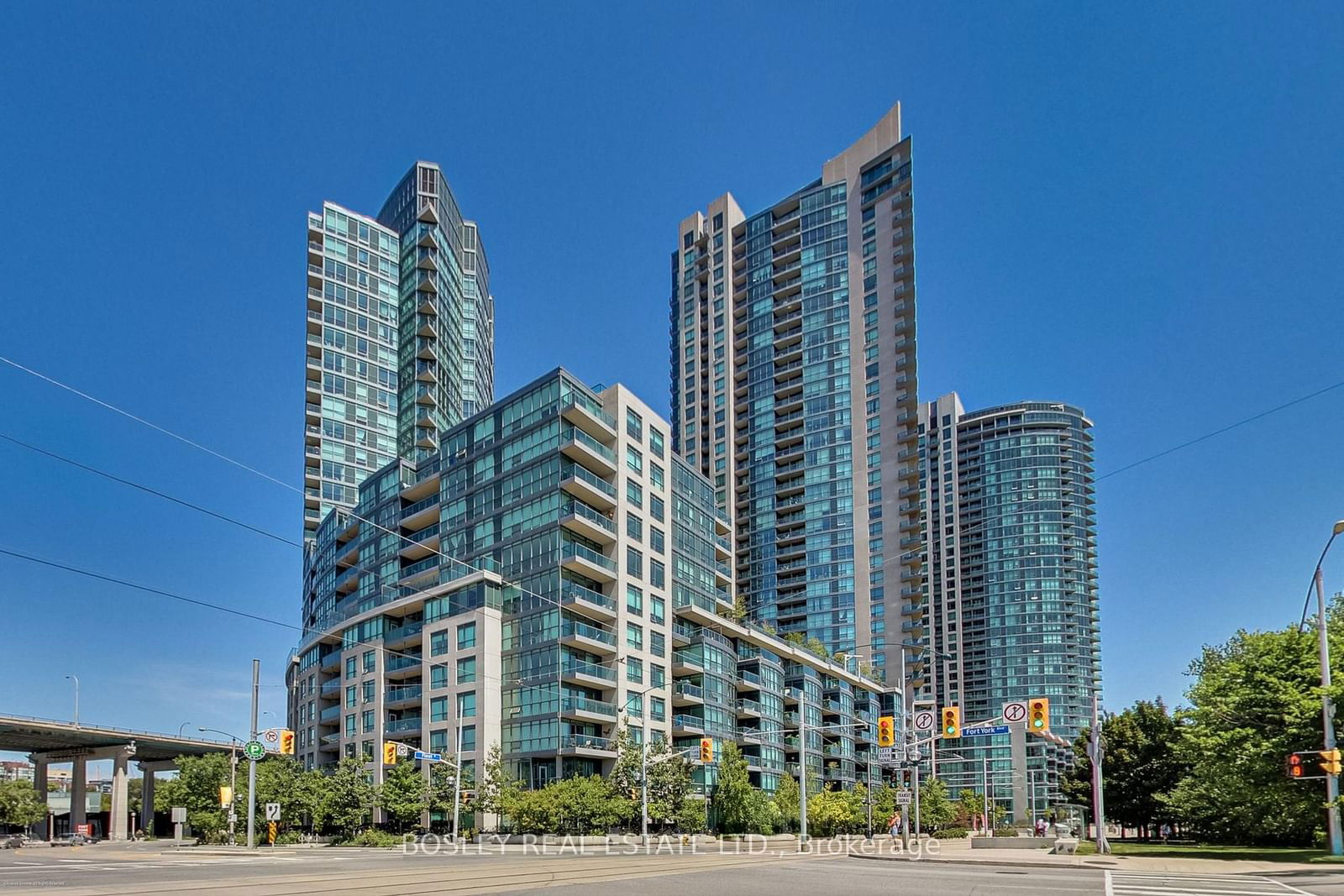 Atlantis at Waterpark City, Downtown, Toronto