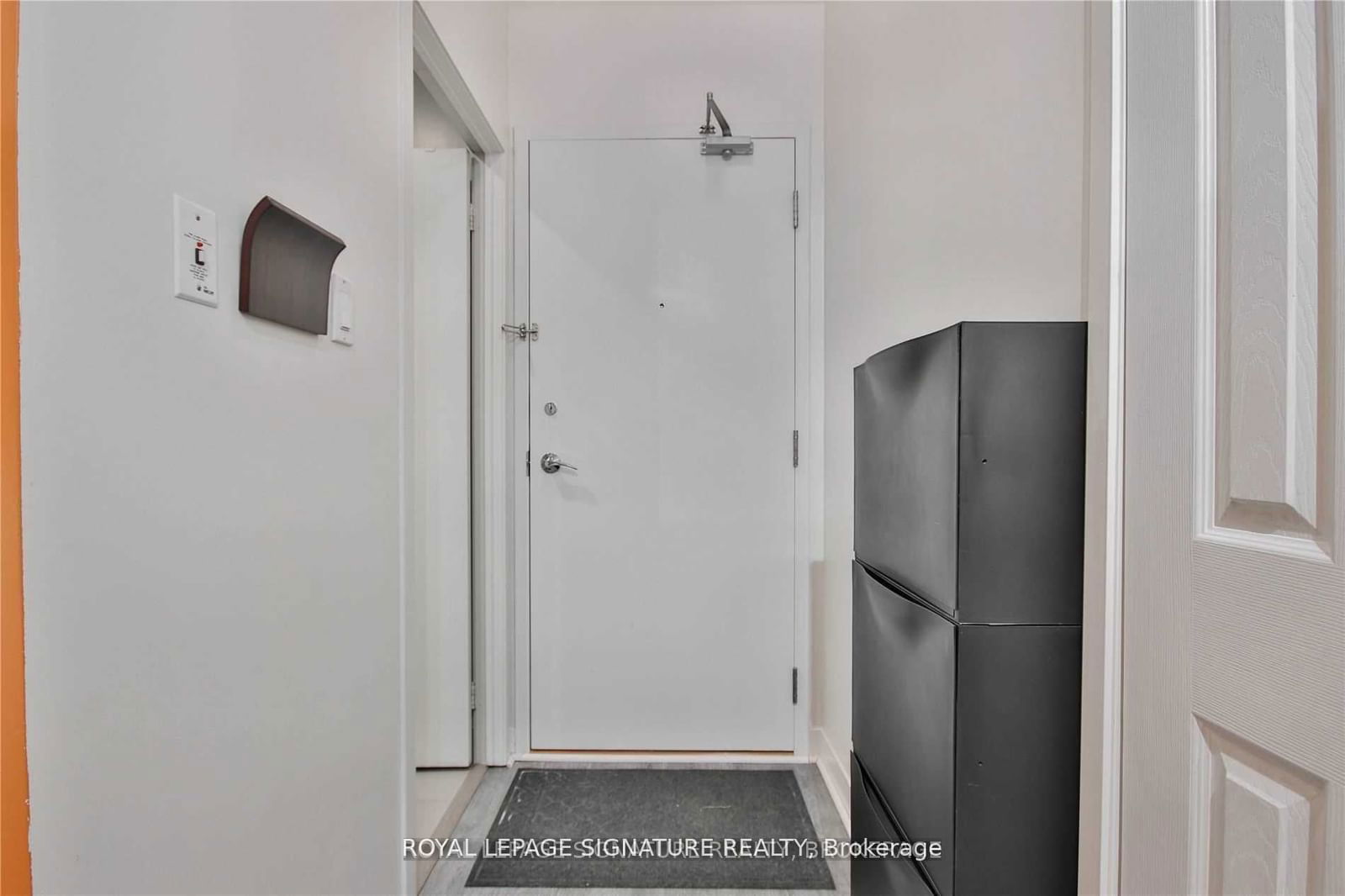 127 Queen St E, unit 205 for rent - image #5