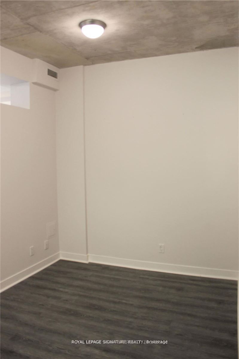 127 Queen St E, unit 205 for rent - image #9