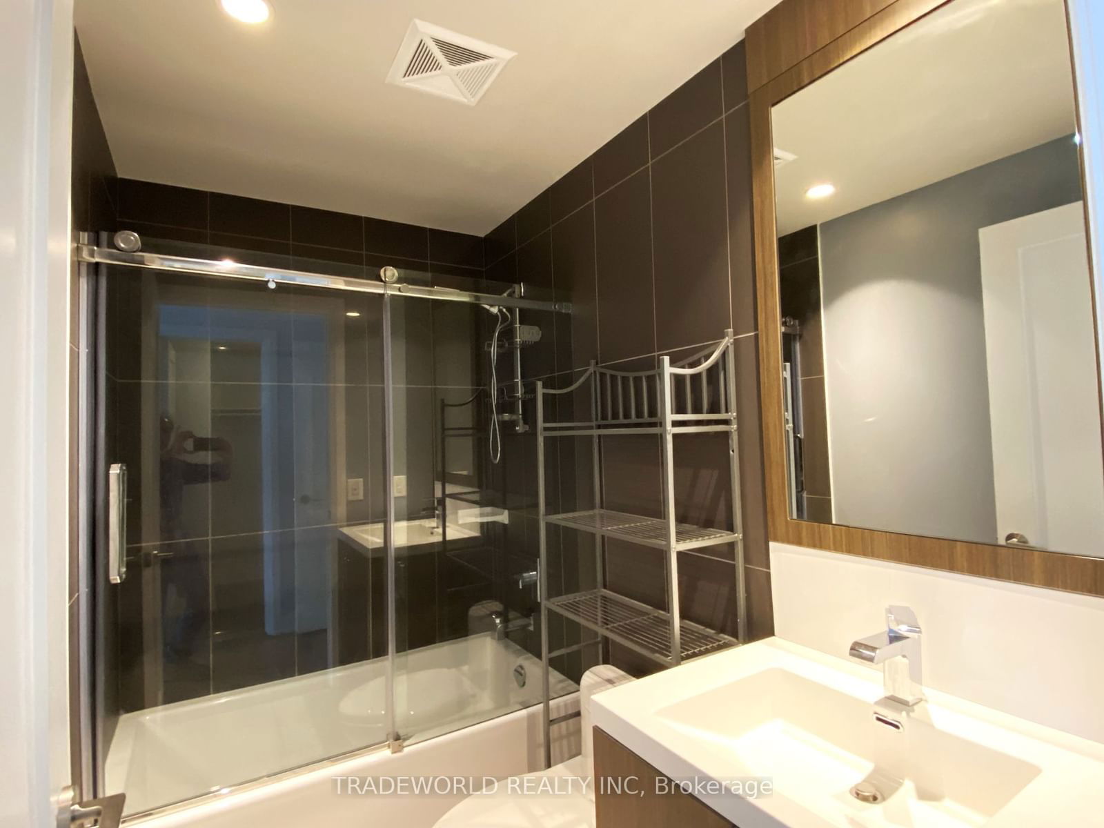 2 Anndale Dr, unit 3202 for sale - image #11