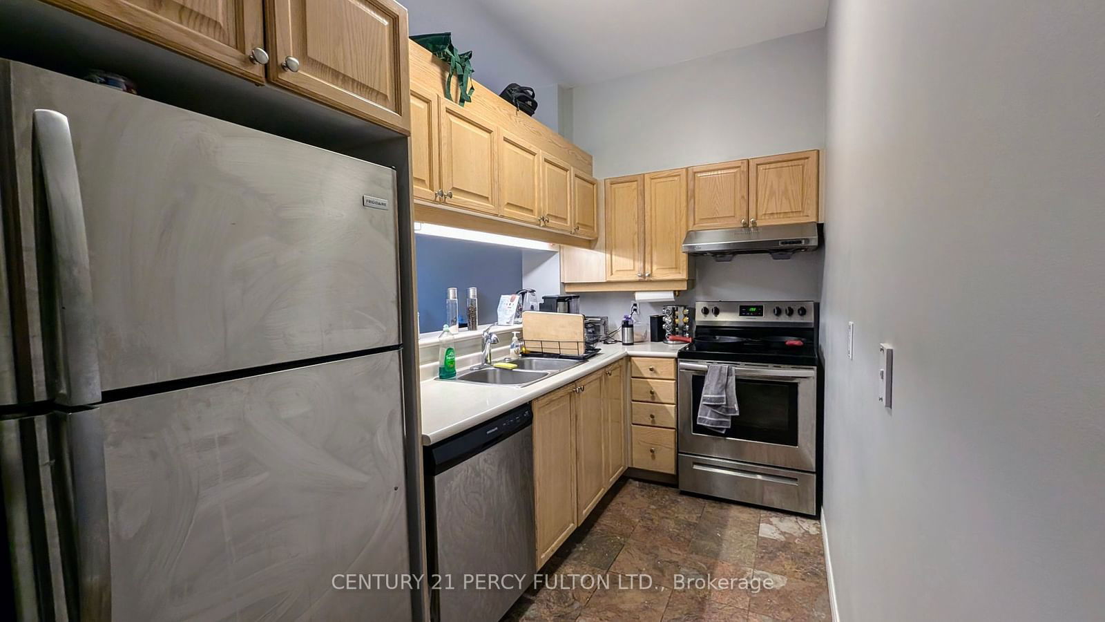 7 King St E, unit 1506 for rent - image #5