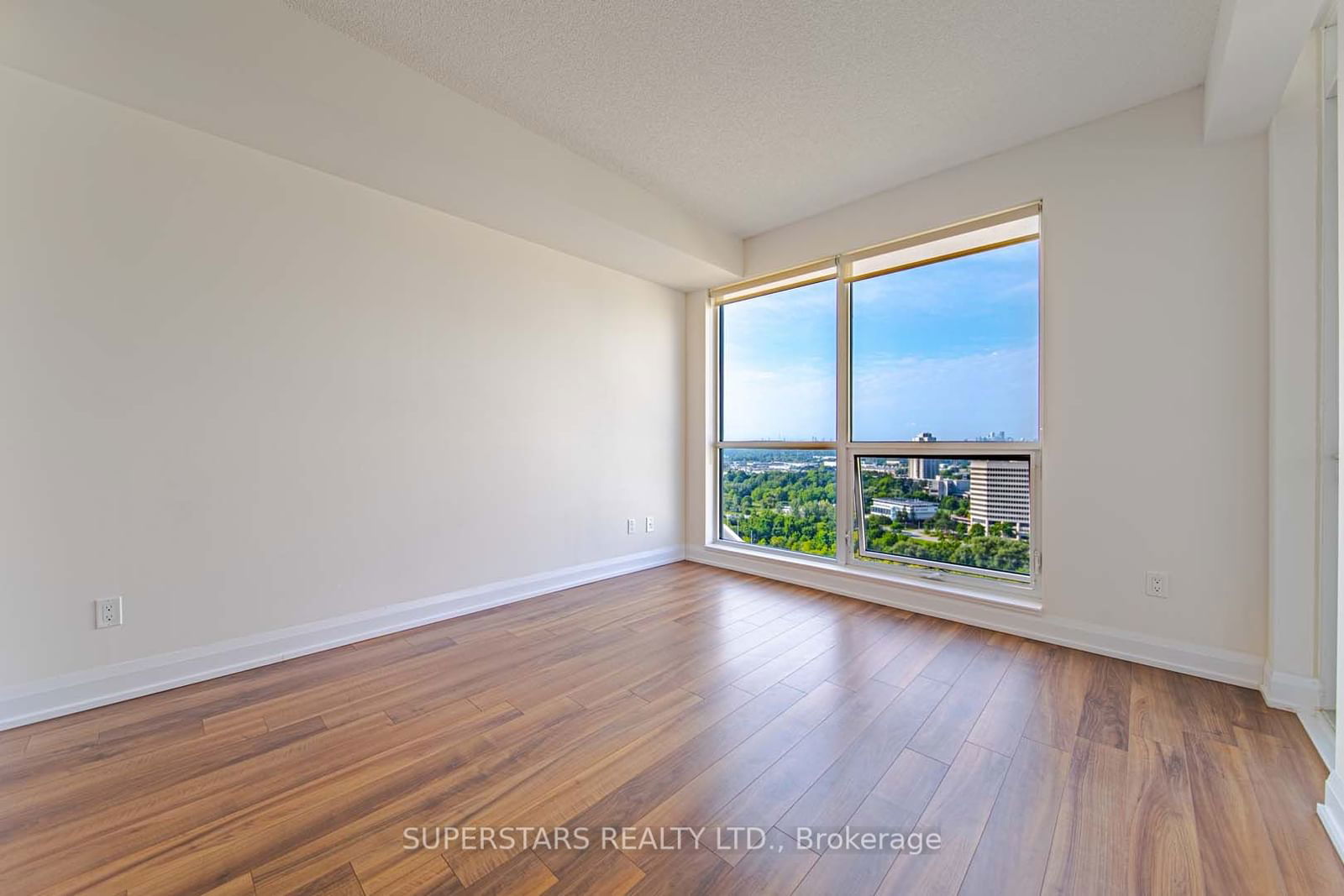 18 Graydon Hall Dr, unit 1703 for sale - image #4