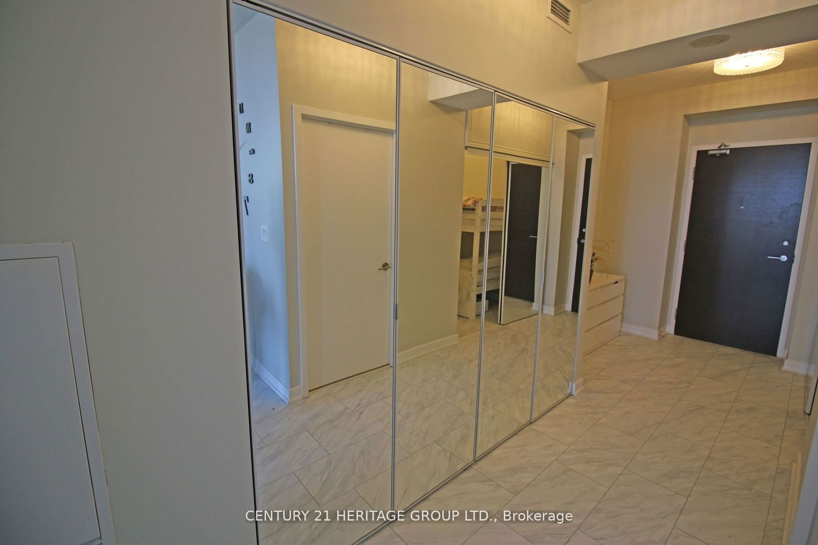 21 Iceboat Terr, unit 3301 for rent - image #7