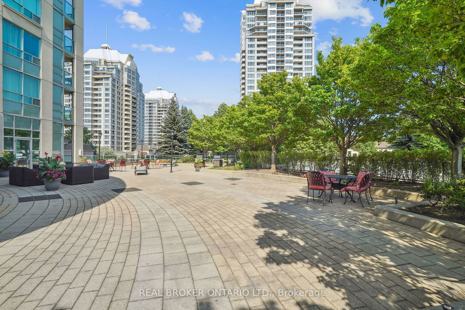 17 Barberry Pl, unit 905 for sale - image #26