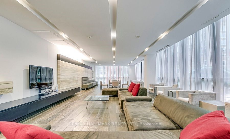 110 Charles St E, unit 2310 for sale - image #23