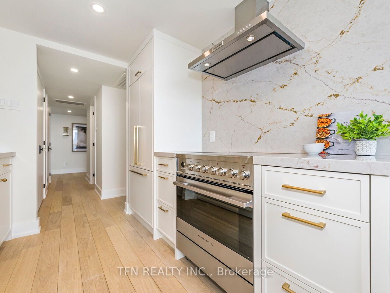 63 St Clair Ave W, unit 1701 for sale - image #11