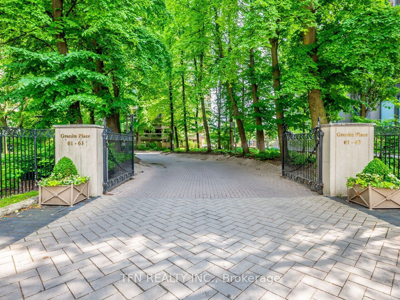 Granite Place, Midtown, Toronto