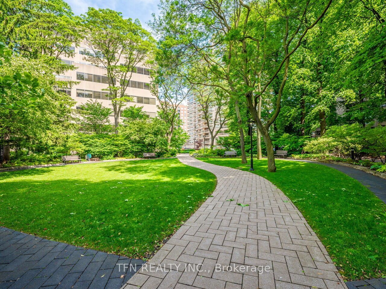 63 St Clair Ave W, unit 1701 for sale