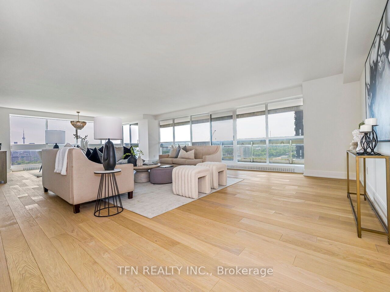 63 St Clair Ave W, unit 1701 for sale - image #4