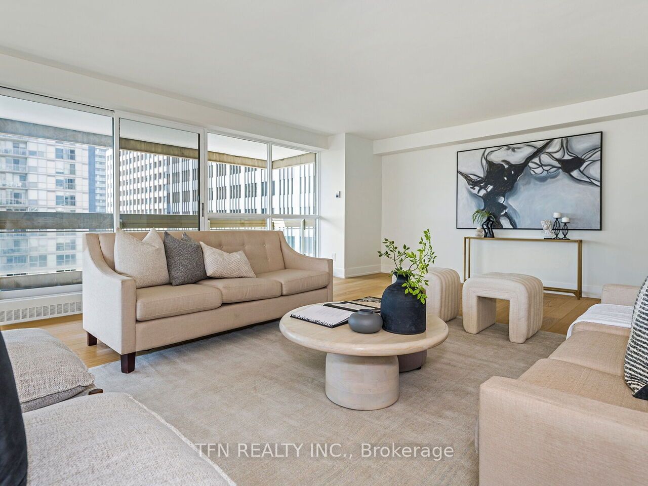 63 St Clair Ave W, unit 1701 for sale - image #5