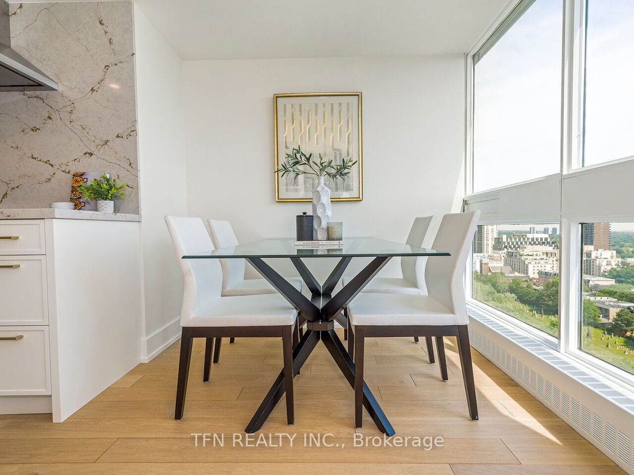 63 St Clair Ave W, unit 1701 for sale - image #8