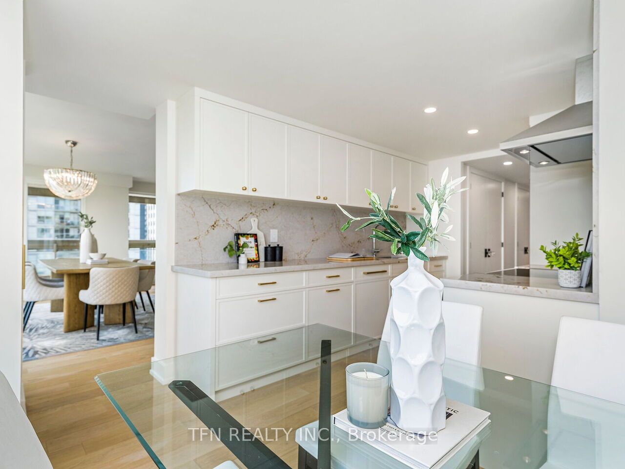 63 St Clair Ave W, unit 1701 for sale - image #9