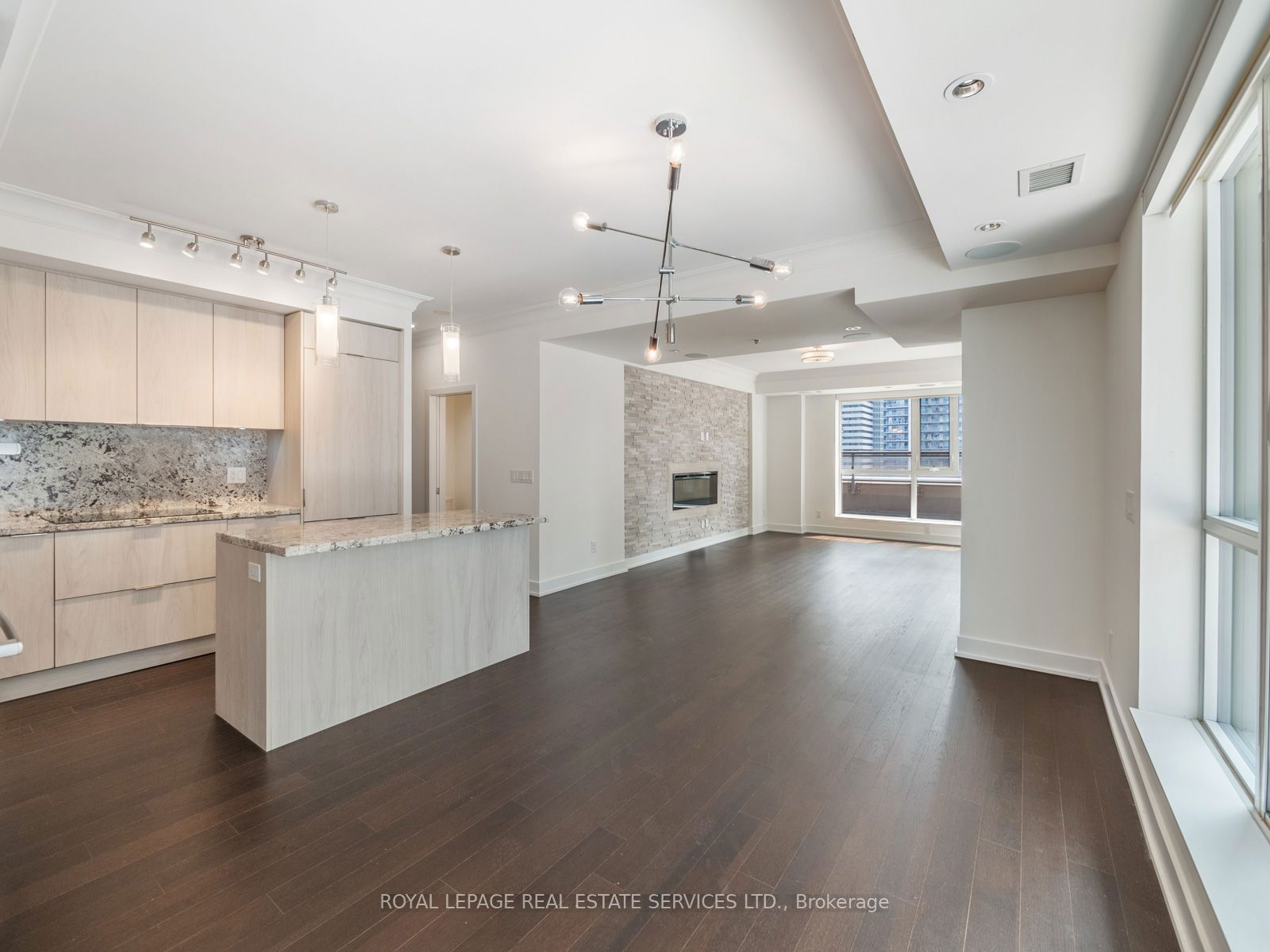 318 Richmond St, unit 1908 for sale - image #17